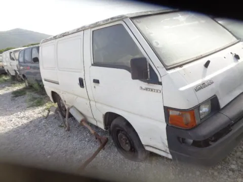 Τροπέτο Αμάξι Κουφάρι με Άξονα Πίσω και Ζαντολάστιχα 185R14C για MITSUBISHI L300 (1987 -) (P) Van 2WD *ΔΒ* -  Τροπέτο Αμάξι Κουφάρι με Άξονα Πίσω και Ζαντολάστιχα 185R14C για MITSUBISHI L300 (1987 -) (P) Van 2WD *ΔΒ* -