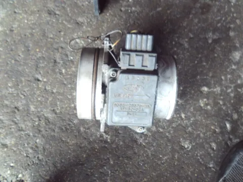 Μετρητής Μάζας Αέρος (MAF - LUFT - AIR FLOW) 93BB12B579BA για FORD MONDEO (1996 - 2000) Mk2   "ΤΕΛΑΡΟ 9"(πισω τοιχο) Μετρητής Μάζας Αέρος (MAF - LUFT - AIR FLOW) 93BB12B579BA για FORD MONDEO (1996 - 2000) Mk2   "ΤΕΛΑΡΟ 9"(πισω τοιχο)