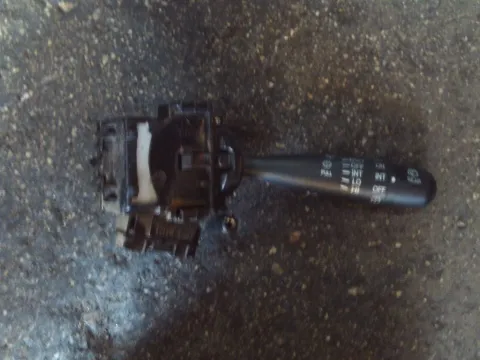Διακόπτης Υαλοκαθαριστήρων για NISSAN JUKE (2010 - 2014) (F15)  Διακόπτης Υαλοκαθαριστήρων για NISSAN JUKE (2010 - 2014) (F15)