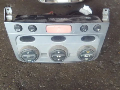 Χειριστήρια Καλοριφέρ ΜΕ ΑΛΑΡΜ 07353309240 για ALFA ROMEO 147 (2000 - 2004) (937)  Χειριστήρια Καλοριφέρ ΜΕ ΑΛΑΡΜ 07353309240 για ALFA ROMEO 147 (2000 - 2004) (937)