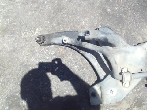 Ψαλίδι Εμπρός Αριστερό για MITSUBISHI COLT (2005 - 2008 ) (CZ) *ΔΒ* Ψαλίδι Εμπρός Αριστερό για MITSUBISHI COLT (2005 - 2008 ) (CZ) *ΔΒ*