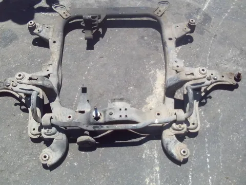 Γέφυρα Εμπρός Πλαίσιο για OPEL ASTRA (2004 - 2007) H 1900 (Z 19 DTH) diesel 150 DTI *ΔΒ* Γέφυρα Εμπρός Πλαίσιο για OPEL ASTRA (2004 - 2007) H 1900 (Z 19 DTH) diesel 150 DTI *ΔΒ*