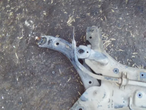 Ψαλίδι Εμπρός Αριστερό για OPEL AGILA (2008 - ) *ΔΒ* Ψαλίδι Εμπρός Αριστερό για OPEL AGILA (2008 - ) *ΔΒ*