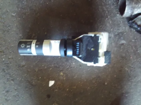 Διακόπτης Φώτων-Φλάς NILES14425 για NISSAN D40 NAVARA (2005 - 2010) "ΤΕΛΑΡΟ 22"(ΚΑΤΩ ΣΚΑΛΑ) Διακόπτης Φώτων-Φλάς NILES14425 για NISSAN D40 NAVARA (2005 - 2010) "ΤΕΛΑΡΟ 22"(ΚΑΤΩ ΣΚΑΛΑ)