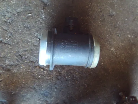 Μετρητής Μάζας Αέρος (MAF - LUFT - AIR FLOW) 0281002429 για AUDI A6 (2001 - 2004) (4B)   "ΤΕΛΑΡΟ 1"(πισω τοιχο) Μετρητής Μάζας Αέρος (MAF - LUFT - AIR FLOW) 0281002429 για AUDI A6 (2001 - 2004) (4B)   "ΤΕΛΑΡΟ 1"(πισω τοιχο)