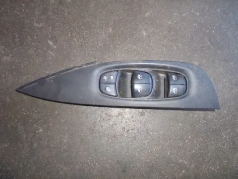 Διακόπτης Παραθύρων Κεντρικός Αριστερής 4πλος 10pin για NISSAN QASHQAI (2014 - 2017) ( J11 ) , (2018 - 2021) ( J11)  Διακόπτης Παραθύρων Κεντρικός Αριστερής 4πλος 10pin για NISSAN QASHQAI (2014 - 2017) ( J11 ) , (2018 - 2021) ( J11)