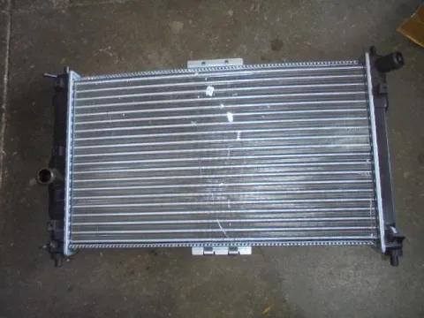 Ψυγείο Κινητήρα (Νερού) για CHEVROLET - DAEWOO LANOS (2001 - 2003) (T150) Sedan - 4dr ΙΜΙΤΑΣΙΟΝ *Γ* Ψυγείο Κινητήρα (Νερού) για CHEVROLET - DAEWOO LANOS (2001 - 2003) (T150) Sedan - 4dr ΙΜΙΤΑΣΙΟΝ *Γ*