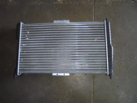 Ψυγείο Κινητήρα (Νερού) για CHEVROLET - DAEWOO LANOS (2001 - 2003) (T150) Sedan - 4dr ΙΜΙΤΑΣΙΟΝ *Γ* -  Ψυγείο Κινητήρα (Νερού) για CHEVROLET - DAEWOO LANOS (2001 - 2003) (T150) Sedan - 4dr ΙΜΙΤΑΣΙΟΝ *Γ* -