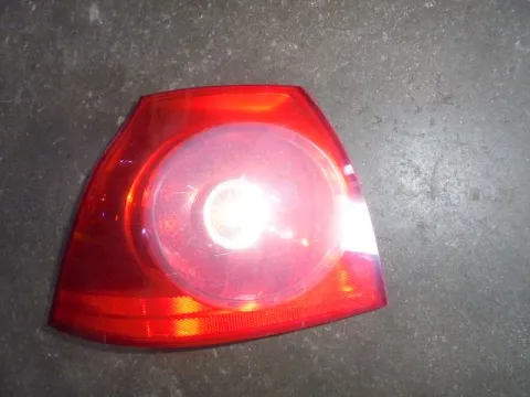 Φανάρι Πίσω Αριστερό (Θαμπό) για VW GOLF (2004 - 2008) Mk5 (1K1)  Φανάρι Πίσω Αριστερό (Θαμπό) για VW GOLF (2004 - 2008) Mk5 (1K1)