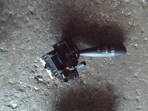 Διακόπτης Υαλοκαθαριστήρων 173647 για TOYOTA COROLLA (2002 - 2004) (E120)  "ΤΕΛΑΡΟ 21"(ΚΑΤΩ ΣΚΑΛΑ) Διακόπτης Υαλοκαθαριστήρων 173647 για TOYOTA COROLLA (2002 - 2004) (E120)  "ΤΕΛΑΡΟ 21"(ΚΑΤΩ ΣΚΑΛΑ)