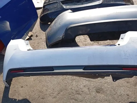 Προφυλακτήρας Πίσω για TOYOTA VERSO (2009 - )  Προφυλακτήρας Πίσω για TOYOTA VERSO (2009 - )