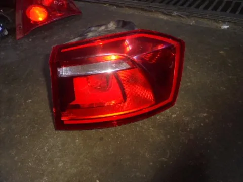 Φανάρι Πίσω Δεξί για VW GOLF SPORTSVAN (2014 - ) 