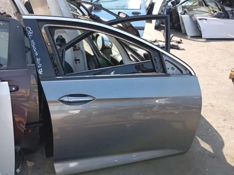 Πόρτα Εμπρός Δεξιά για OPEL INSIGNIA (2017 - ) (Z18) GRAND SPORT - 4dr *Γ* Πόρτα Εμπρός Δεξιά για OPEL INSIGNIA (2017 - ) (Z18) GRAND SPORT - 4dr *Γ*