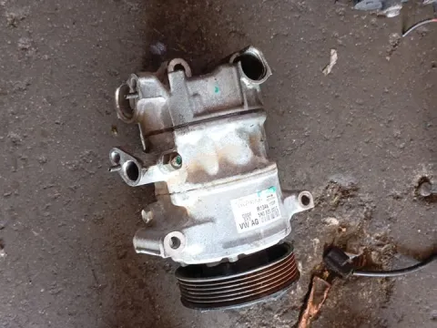 Συμπιεστής A-C (Κομπρέσορας) 5N0820803C για VW GOLF (2004 - 2008) Mk5 (1K1) Wagon - 5dr (1K5)  Συμπιεστής A-C (Κομπρέσορας) 5N0820803C για VW GOLF (2004 - 2008) Mk5 (1K1) Wagon - 5dr (1K5)