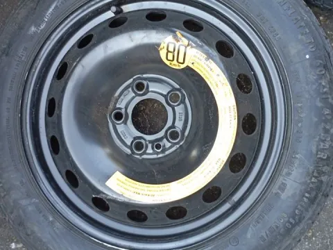 Ζαντολάστιχο 5Χ100 ΡΕΖΕΡΒΑ CONTINENTAL 125/80/R15 για ΔΙΕΘΝΗ  *ΔΒ* Ζαντολάστιχο 5Χ100 ΡΕΖΕΡΒΑ CONTINENTAL 125/80/R15 για ΔΙΕΘΝΗ  *ΔΒ*