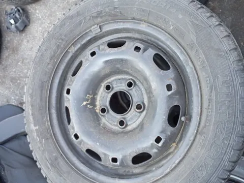 Ζαντολάστιχο GOODYEAR 185/60/R14 για VW POLO (2009 - 2014) (6R)  *ΔΒ* Ζαντολάστιχο GOODYEAR 185/60/R14 για VW POLO (2009 - 2014) (6R)  *ΔΒ*