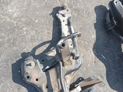 Ψαλίδι Εμπρός Αριστερό για AUDI A1 (2015 - 2018) (8X) 1400 (CUS) Diesel TDI 90hp BMT *ΔΒ* Ψαλίδι Εμπρός Αριστερό για AUDI A1 (2015 - 2018) (8X) 1400 (CUS) Diesel TDI 90hp BMT *ΔΒ*