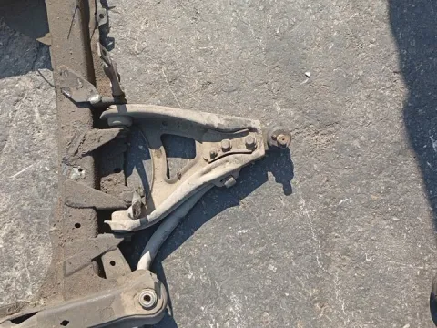 Ψαλίδι Εμπρός Δεξί για RENAULT SCENIC (1999 - 2003) (JA) *ΔΒ* Ψαλίδι Εμπρός Δεξί για RENAULT SCENIC (1999 - 2003) (JA) *ΔΒ*