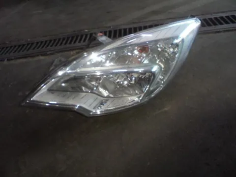 Φανάρι Εμπρός Αριστερό (Σπασμένη Βάση) για OPEL MERIVA (2010 - 2014) Φανάρι Εμπρός Αριστερό (Σπασμένη Βάση) για OPEL MERIVA (2010 - 2014)