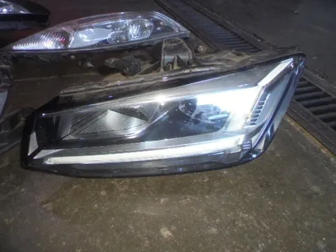 Φανάρι Εμπρός Αριστερό LED - XENON (Χωρίς Πλακέτες) για AUDI Q2 (2016 - 2022 ) ( )  Φανάρι Εμπρός Αριστερό LED - XENON (Χωρίς Πλακέτες) για AUDI Q2 (2016 - 2022 ) ( )