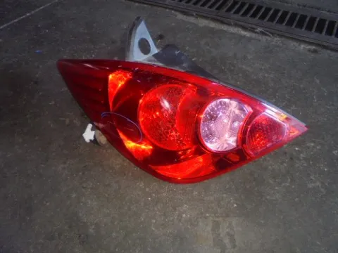 Φανάρι Πίσω Αριστερό (Όχι Πολύ Καθαρό) για NISSAN TIIDA (2007 - 2011) (C11) Hatchback - 5dr  Φανάρι Πίσω Αριστερό (Όχι Πολύ Καθαρό) για NISSAN TIIDA (2007 - 2011) (C11) Hatchback - 5dr