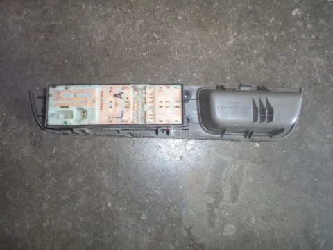 Διακόπτης Παραθύρων Κεντρικός Αριστερής 4πλος 3+16pin για NISSAN TIIDA (2007 - 2011) (C11)  -  Διακόπτης Παραθύρων Κεντρικός Αριστερής 4πλος 3+16pin για NISSAN TIIDA (2007 - 2011) (C11)  -