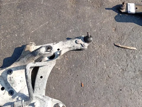 Ψαλίδι Εμπρός Δεξί για TOYOTA COROLLA (2002 - 2004) (E120) *ΔΒ* Ψαλίδι Εμπρός Δεξί για TOYOTA COROLLA (2002 - 2004) (E120) *ΔΒ*