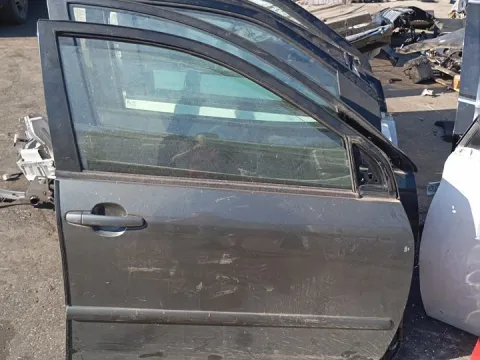 Πόρτα Εμπρός Δεξιά ( Ίσιες Βίδες) για TOYOTA COROLLA (2004 - 2007) (E120)  *Ε* Πόρτα Εμπρός Δεξιά ( Ίσιες Βίδες) για TOYOTA COROLLA (2004 - 2007) (E120)  *Ε*