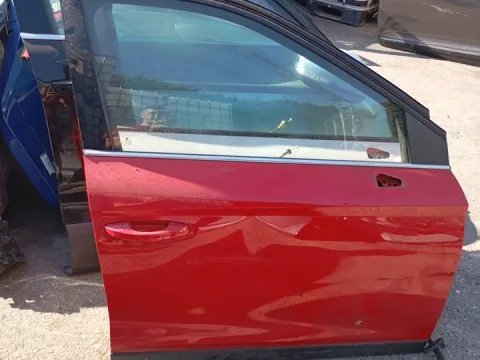 Πόρτα Εμπρός Δεξιά (Λίγο Χτυπημένη) για SEAT ARONA (2017 - ) *Ε* Πόρτα Εμπρός Δεξιά (Λίγο Χτυπημένη) για SEAT ARONA (2017 - ) *Ε*