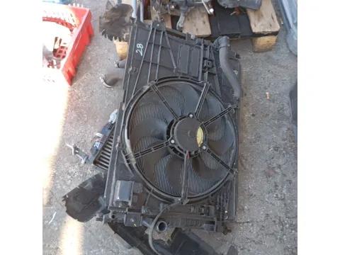 Μούρη (με καπό και φτερά) (όχι Πολύ Καθαρή- Χωρίς Αριστερό φτερό )  για OPEL GRANDLAND X (2017 -)  *Γ* -  Μούρη (με καπό και φτερά) (όχι Πολύ Καθαρή- Χωρίς Αριστερό φτερό )  για OPEL GRANDLAND X (2017 -)  *Γ* -