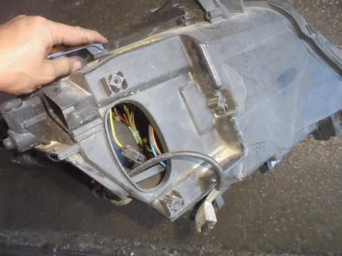 Φανάρι Εμπρός Αριστερό XENON (Χωρίς Πλακέτα) για BMW 3 Series (2005 - 2008) (E90-1-2-3)  -  Φανάρι Εμπρός Αριστερό XENON (Χωρίς Πλακέτα) για BMW 3 Series (2005 - 2008) (E90-1-2-3)  -