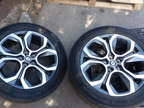 Ζαντολάστιχο 2ΑΔΑ MICHELIN 215/55/R18 για RENAULT KADJAR (2016 - ) *Γ* Ζαντολάστιχο 2ΑΔΑ MICHELIN 215/55/R18 για RENAULT KADJAR (2016 - ) *Γ*