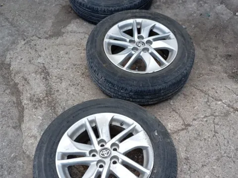 Ζαντολάστιχο 3ΑΔΑ Με 2 Ελαττωματικά BRIDGESTONE 185/65/R15 για TOYOTA YARIS (2020 - ) (XP210) *Γ* Ζαντολάστιχο 3ΑΔΑ Με 2 Ελαττωματικά BRIDGESTONE 185/65/R15 για TOYOTA YARIS (2020 - ) (XP210) *Γ*