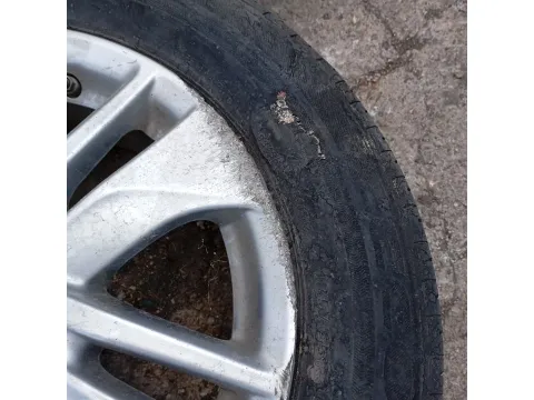 Ζαντολάστιχο 3ΑΔΑ Με 2 Ελαττωματικά BRIDGESTONE 185/65/R15 για TOYOTA YARIS (2020 - ) (XP210) *Γ* - 