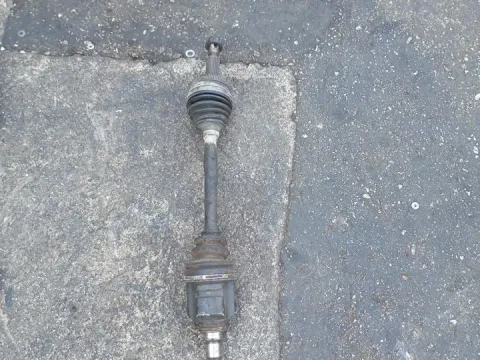 Ημιαξόνιο Εμπρός Αριστερό για TOYOTA AVENSIS (2003 - 2006) (T250)  Ημιαξόνιο Εμπρός Αριστερό για TOYOTA AVENSIS (2003 - 2006) (T250)