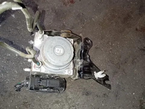 Μονάδα ABS 5611068PA για SUZUKI BALENO (2015 - 2022) ()  Μονάδα ABS 5611068PA για SUZUKI BALENO (2015 - 2022) ()
