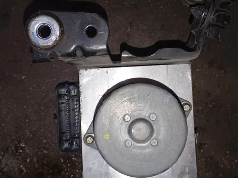 Μονάδα ABS 8G912C405AB για FORD MONDEO (2007 - 2010) Mk4a (BA7 - CD345)  Μονάδα ABS 8G912C405AB για FORD MONDEO (2007 - 2010) Mk4a (BA7 - CD345)