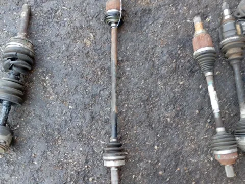 Ημιαξόνιο Πίσω Αριστερό για NISSAN QASHQAI (2007 - 2010) (J10)  Ημιαξόνιο Πίσω Αριστερό για NISSAN QASHQAI (2007 - 2010) (J10)