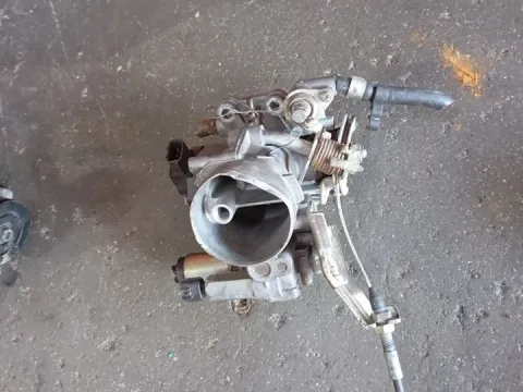 Σώμα Πεταλούδας RHN5013 για NISSAN ALMERA (1995 - 1998) (N15)  Σώμα Πεταλούδας RHN5013 για NISSAN ALMERA (1995 - 1998) (N15)