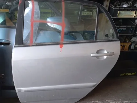 Πόρτα Πίσω Αριστερή ( Με Ίσιες Βίδες ) για TOYOTA COROLLA (2002 - 2004) (E120) Hatchback - 5dr (KM22) , (2004 - 2007) (E120) *Ε* Πόρτα Πίσω Αριστερή ( Με Ίσιες Βίδες ) για TOYOTA COROLLA (2002 - 2004) (E120) Hatchback - 5dr (KM22) , (2004 - 2007) (E120) *Ε*