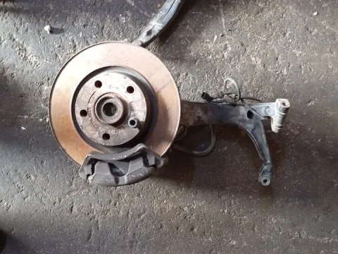 Άκρο Πλήρες Εμπρός Αριστερό Με ABS S για AUDI A4 (1995 - 1998) (8D)  Άκρο Πλήρες Εμπρός Αριστερό Με ABS S για AUDI A4 (1995 - 1998) (8D)