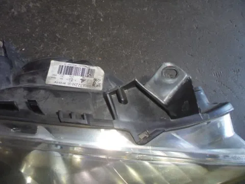 Φανάρι Εμπρός Δεξί (Σπασμένη Βάση) για PEUGEOT 307 (2005 - 2008)  -  Φανάρι Εμπρός Δεξί (Σπασμένη Βάση) για PEUGEOT 307 (2005 - 2008)  -