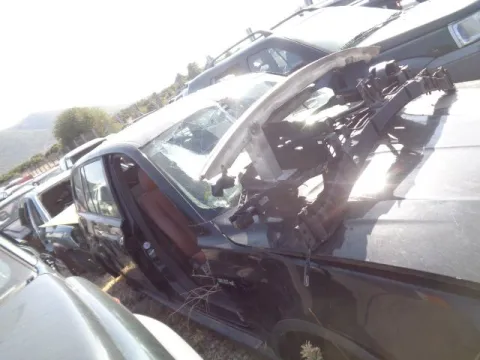Τροπέτο Αμάξι Κουφάρι με Άξονα Πίσω για BMW X3 (2004 - 2007) (E83) SUV  *ΔΒ* Τροπέτο Αμάξι Κουφάρι με Άξονα Πίσω για BMW X3 (2004 - 2007) (E83) SUV  *ΔΒ*