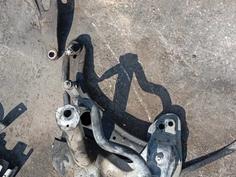 Ψαλίδι Εμπρός Δεξί για TOYOTA YARIS (2003 - 2005) (XP10) *ΔΒ* Ψαλίδι Εμπρός Δεξί για TOYOTA YARIS (2003 - 2005) (XP10) *ΔΒ*