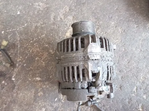 Δυναμό - Εναλλάκτης για VW GOLF (1998 - 2004) Mk4 (1J1)  Δυναμό - Εναλλάκτης για VW GOLF (1998 - 2004) Mk4 (1J1)