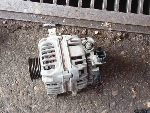Δυναμό - Εναλλάκτης για TOYOTA AVENSIS (2000 - 2003) (T220) 1800 1ZZ-FE petrol 129 VVT-i  Δυναμό - Εναλλάκτης για TOYOTA AVENSIS (2000 - 2003) (T220) 1800 1ZZ-FE petrol 129 VVT-i