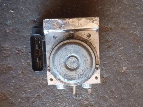 Μονάδα ABS TD8405 για NISSAN X-TRAIL (2011 - 2014) (T31)  Μονάδα ABS TD8405 για NISSAN X-TRAIL (2011 - 2014) (T31)
