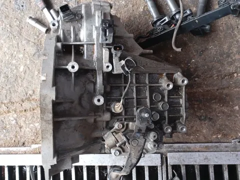 Κιβώτιο Ταχυτήτων (Σασμάν) Χειροκίνητο για HYUNDAI i10 (2014 - 2019) Hatchback - 5dr 1000 (G3LA) Petrol MPi 66hp  Κιβώτιο Ταχυτήτων (Σασμάν) Χειροκίνητο για HYUNDAI i10 (2014 - 2019) Hatchback - 5dr 1000 (G3LA) Petrol MPi 66hp