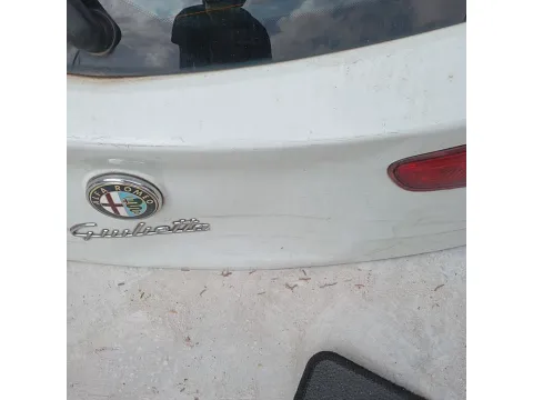 Πορτ-Μπαγκάζ ( Λίγο Χτυπημένο ) για ALFA ROMEO GIULIETTA (2010 - 2016) (940) Hatchback - 5dr *Γ* -  Πορτ-Μπαγκάζ ( Λίγο Χτυπημένο ) για ALFA ROMEO GIULIETTA (2010 - 2016) (940) Hatchback - 5dr *Γ* -