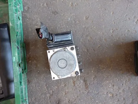 Μονάδα ABS 4451012600 για TOYOTA COROLLA (2018 - ) HYBRID  Μονάδα ABS 4451012600 για TOYOTA COROLLA (2018 - ) HYBRID